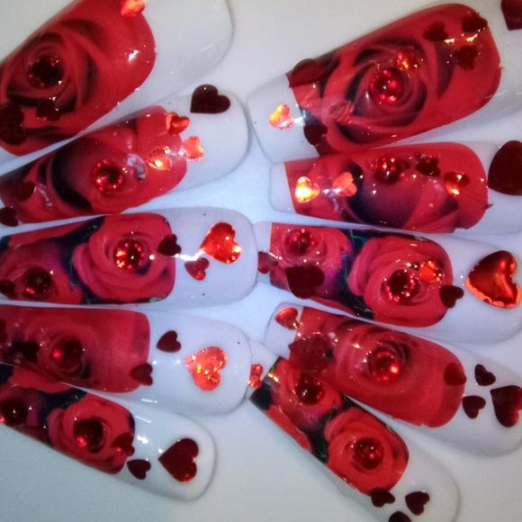 Red romance press on nails - Picture 2 of 2